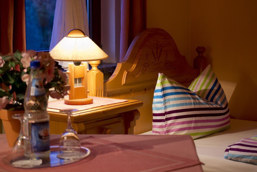 Schmölln Landhotel Kertscher-Hof חדר תמונה